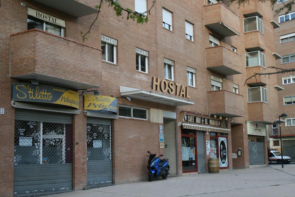 Hostal Puente de Piedra Saragosse Extérieur photo